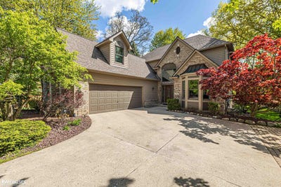 /international/us/1440-woodbridge-lane-wixom-mi-110108090562/
