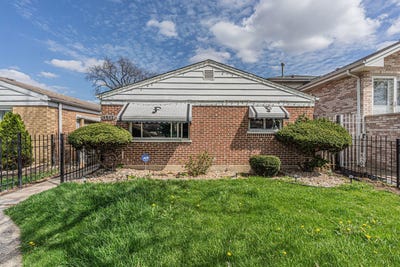 /international/us/4541-s-laporte-avenue-chicago-il-110107458290/