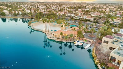 /international/us/3125-n-buffalo-drive-las-vegas-nv-110108381023/