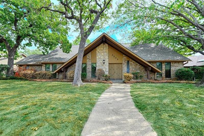/international/us/3004-wingren-road-irving-tx-110119988579/