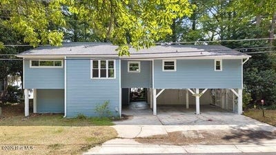 /international/us/2902-canal-cove-road-lake-waccamaw-nc-110109292166/