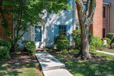 /international/us/5-pear-tree-lane-franklin-nj-110119446392/