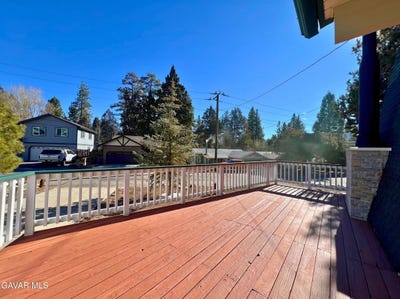 /international/us/1027-pine-mountain-drive-big-bear-city-ca-110104953512/