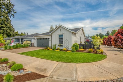 /international/us/1524-n-river-alder-st-canby-or-110107765669/