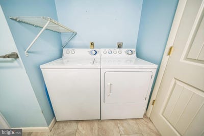 /international/us/1590-alta-drive-whitehall-pa-110101290863/