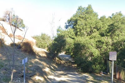 /international/us/9646-oak-bend-drive-tujunga-ca-110100194434/?lang=zh-tw
