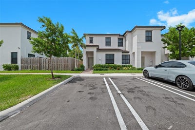 /international/us/12965-sw-233rd-ter-homestead-fl-110101167118/