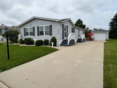 /international/us/22732-olympia-drive-frankfort-il-110109724333/