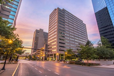 /international/us/333-w-vine-street-lexington-ky-110094235870/