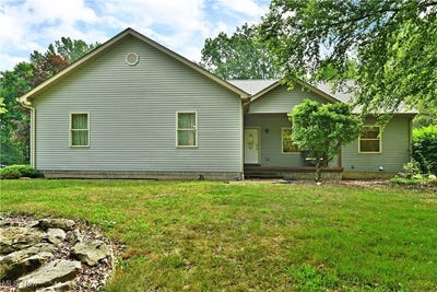 /international/us/2669-edgewater-drive-cortland-oh-110101009307/