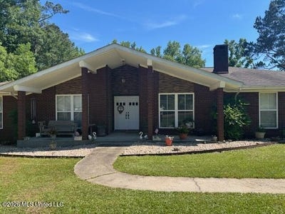 /international/us/810-oak-street-tylertown-ms-110107842166/