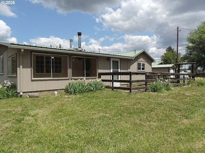 /international/us/1525-highway-97-goldendale-wa-110100033873/