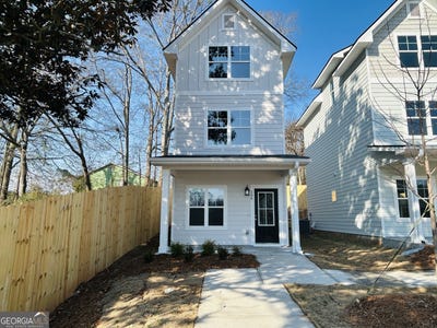 /international/us/7-crown-street-lagrange-ga-110108352069/