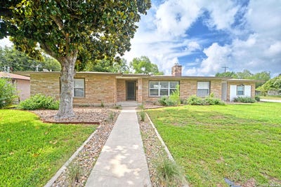 /international/us/671-w-merriweather-st-new-braunfels-tx-110107480055/