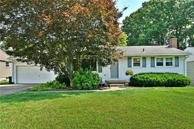/international/us/1581-oak-street-girard-oh-110100896525/