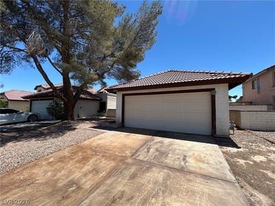 /international/us/8221-jo-marcy-drive-las-vegas-nv-110108577077/