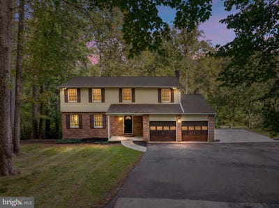 /international/us/5200-cottonwood-drive-lothian-md-110120770144/