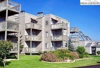 /international/us/301-pinnacle-inn-road-beech-mountain-nc-110105639455/