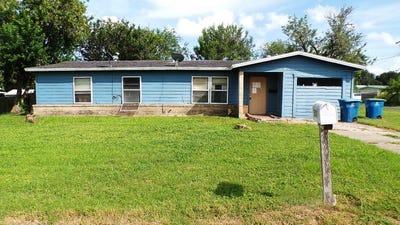 /international/us/1500-e-bowie-street-beeville-tx-110100940180/