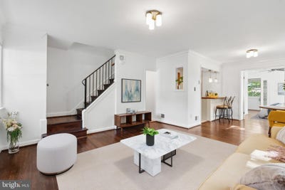 /international/us/2304-riverview-terrace-alexandria-va-110101215463/
