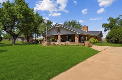 /international/us/21749-e-1150-road-foss-ok-110107287439/