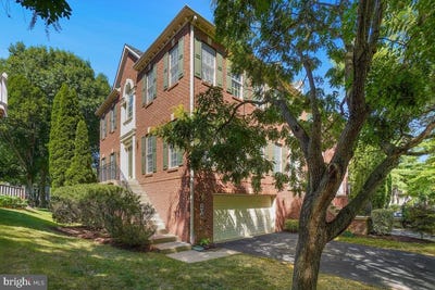 /international/us/206-painted-post-lane-gaithersburg-md-110108977332/