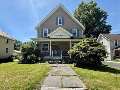 /international/us/39-duquesne-street-columbiana-oh-110108635447/
