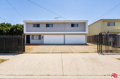 /international/us/16506-s-denver-ave-gardena-ca-110108879662/