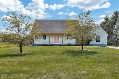 /international/us/111-orchard-lane-west-sand-lake-ny-110119664867/