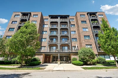 /international/us/414-clinton-place-river-forest-il-110108804534/