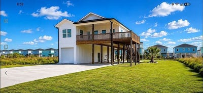 /international/us/220-windjammer-street-rockport-tx-110120019359/