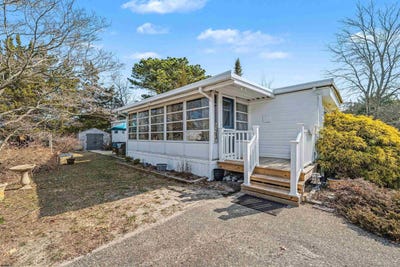/international/us/122-redwood-drive-barnegat-nj-110107455445/