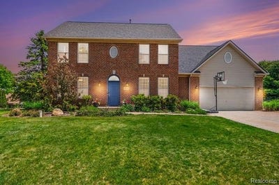 /international/us/16181-valcrest-drive-fenton-twp-mi-110108340207/