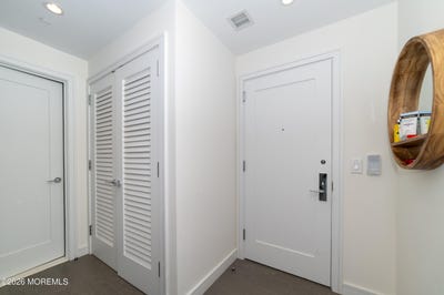 /international/us/30-melrose-terrace-long-branch-nj-110109572640/