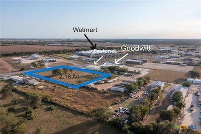 /international/us/4406-houston-hwy-victoria-tx-110095361241/