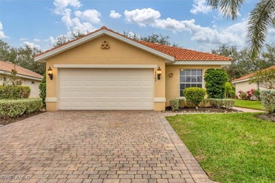 /international/us/19702-villa-rosa-loop-estero-fl-110096931708/
