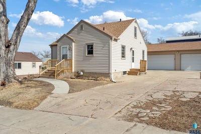 /international/us/1120-n-summit-ave-sioux-falls-sd-110098092199/