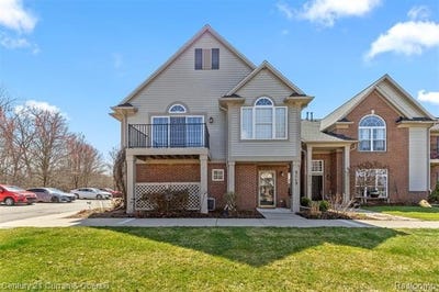 /international/us/3113-primrose-lane-ypsilanti-mi-110107343129/