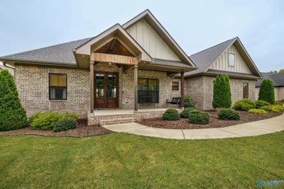 /international/us/175-rockwood-drive-tuscumbia-al-110108363006/
