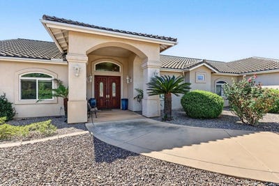 /international/us/11690-minneola-circle-valley-center-ca-110120411972/