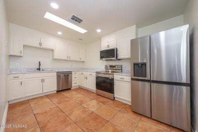 /international/us/1654-n-rosemont-boulevard-tucson-az-110107393253/