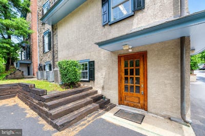/international/us/136-2nd-avenue-collegeville-pa-110109087788/