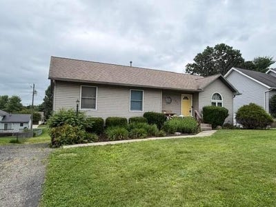 /international/us/1093-lizabeth-circle-heath-oh-110109012312/