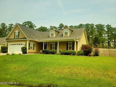 /international/us/300-croatan-woods-drive-new-bern-nc-110107779373/