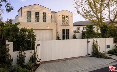 /international/us/12128-hesby-st-valley-village-ca-110108301490/