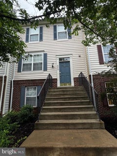 /international/us/6813-avalon-isle-way-gainesville-va-110100245212/