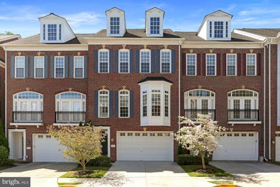 /international/us/4395-patriot-park-court-fairfax-va-110108588257/