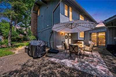 /international/us/410-29-willow-circle-aurora-oh-110108722160/