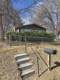 /international/us/644-s-desmet-avenue-buffalo-wy-110106564847/