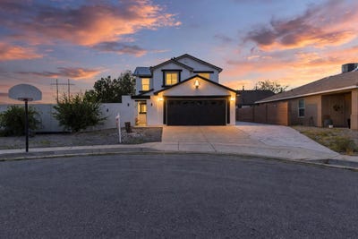/international/us/8600-casa-de-luz-court-nw-albuquerque-nm-110120922941/